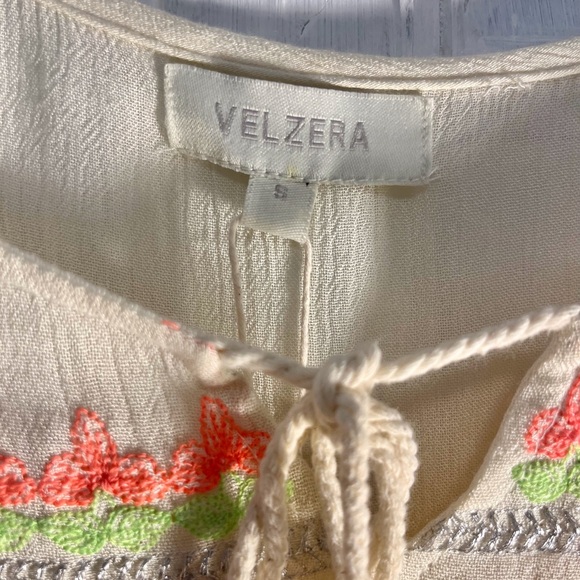 Boho Creme Embroidery top/blouse, casual wear, pair with jeans blouse - Picture 5 of 10